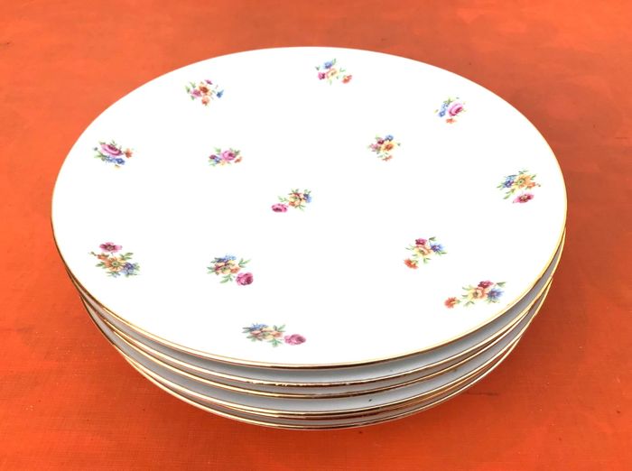 6 assiettes creuses anciennes  Porcelaine P.N France - photo numéro 8