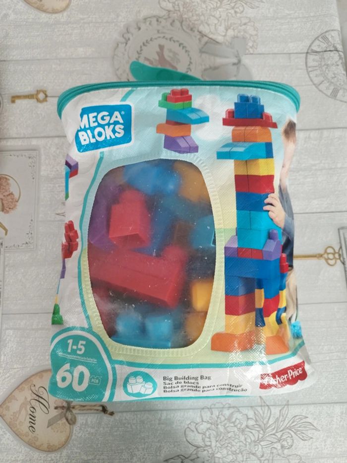 Méga block