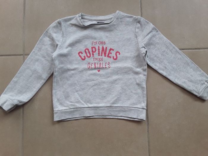 Sweat gris chiné fille 8 ans KIABI TBE