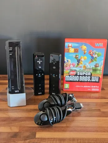 Nintendo Wii noir # Pack Mario Bros pour 2 personnes #