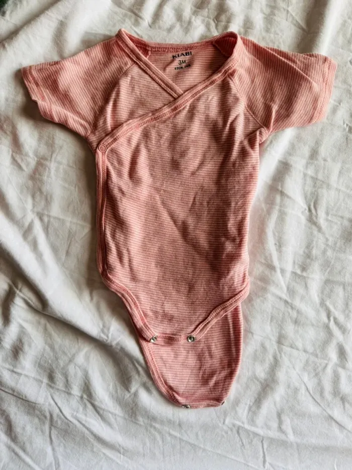 Lot 3 bodies bébé Kiabi - 3 mois - photo numéro 3
