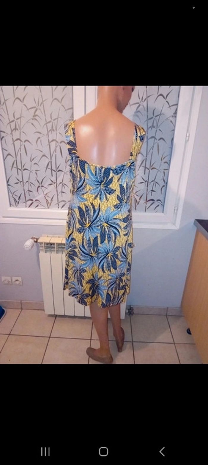 Robe mi longue taille 42 - photo numéro 4