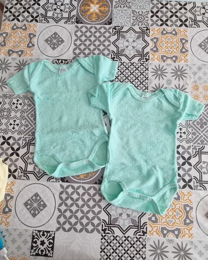 6 body manche courte style éponge taille 2 ans - Tex - photo numéro 7