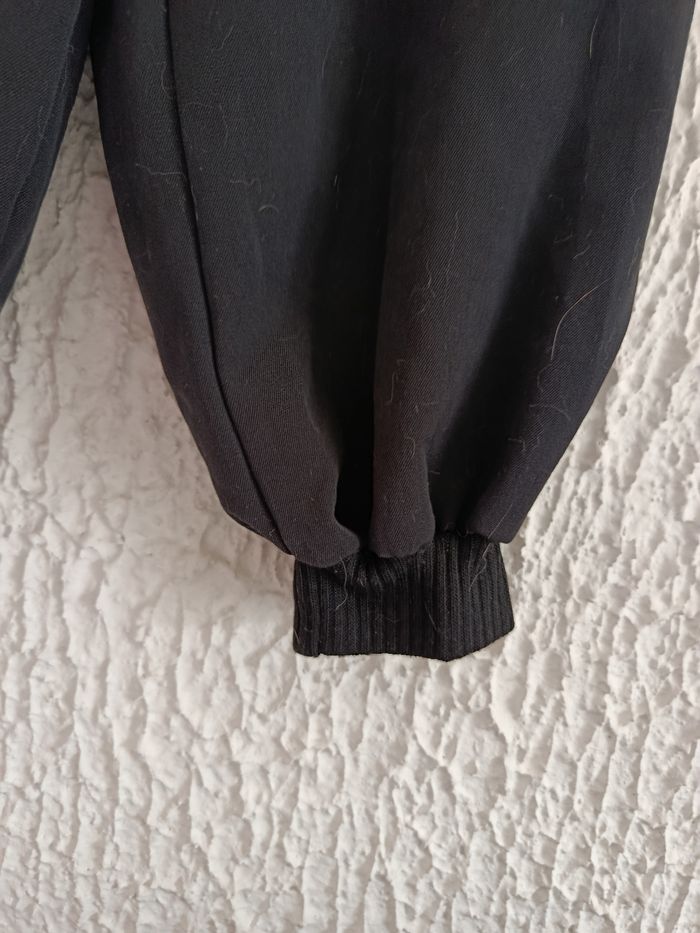 Pantalon noir - photo numéro 4