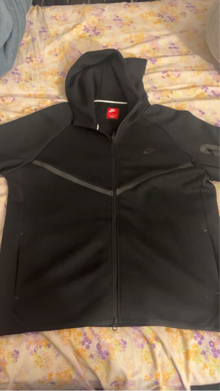 Nike tech - photo numéro 5