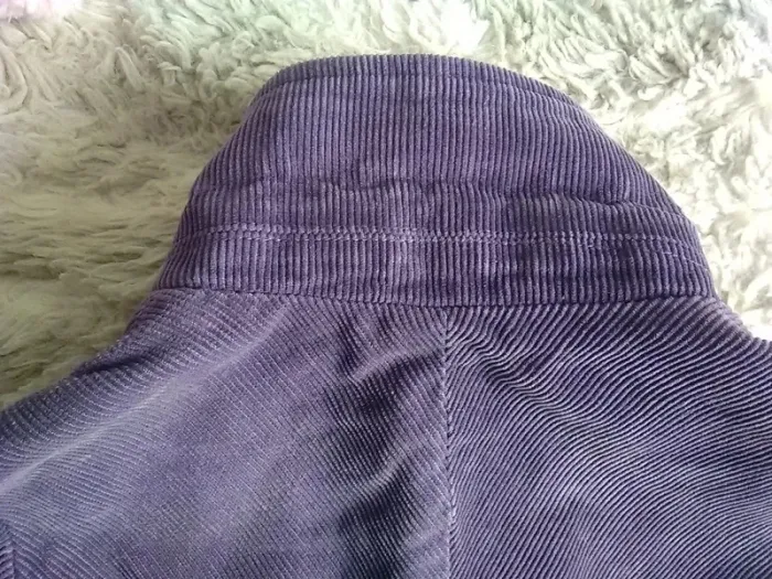Veste fille printanière ou automnale 4 ans- Vynil 💜 Fraise-2 vêtements achetés le 3ème offert - photo numéro 5