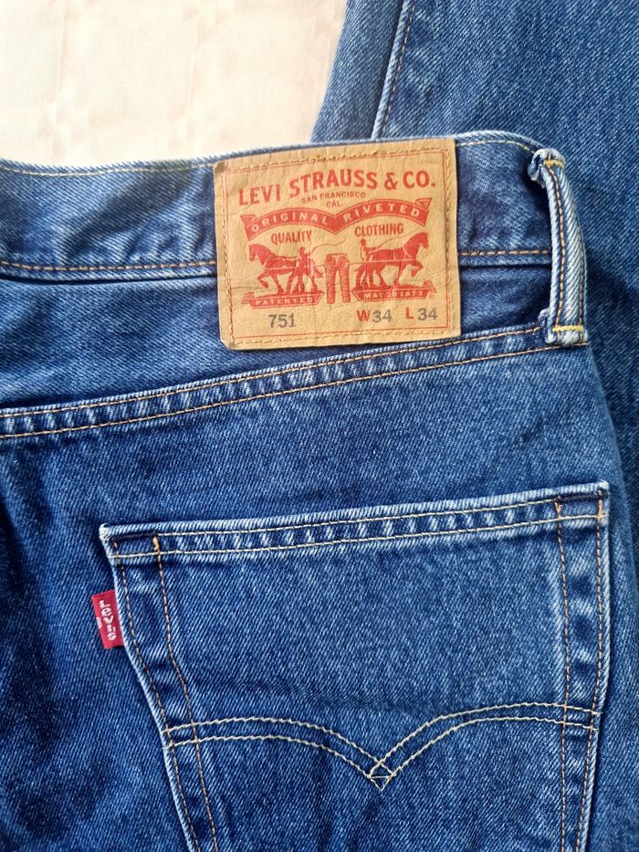 Jeans  , homme  , Levis 751 , taille 44 ( w34 L34 ) - photo numéro 8
