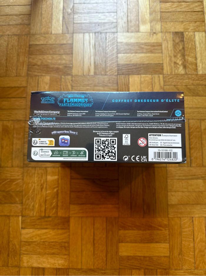 ETB Dracaufeu Pokémon Flammes Fantasmagoriques - ME02 - photo numéro 5