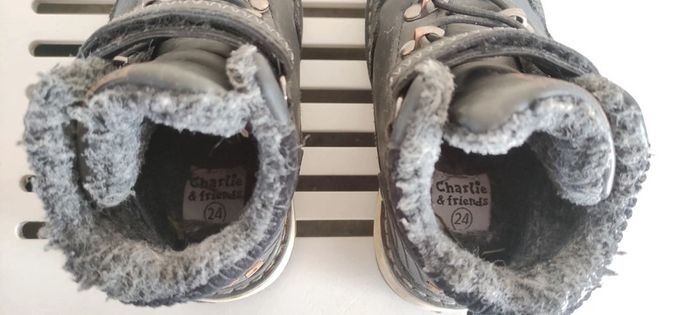 Chaussures montantes taille 24 - photo numéro 4