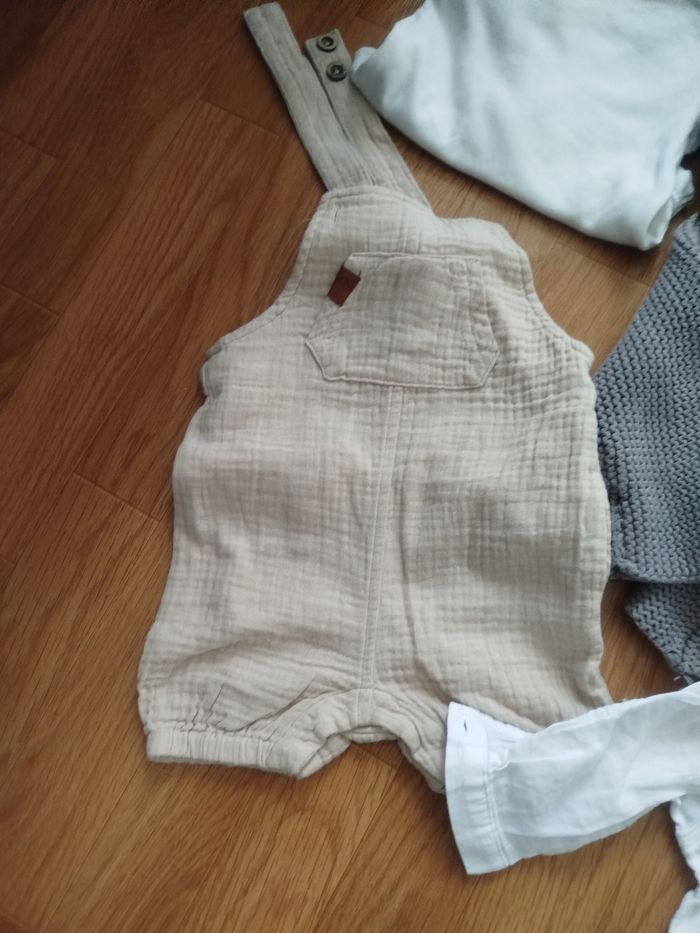 Lot de 12 vêtements bébé garçon - photo numéro 3