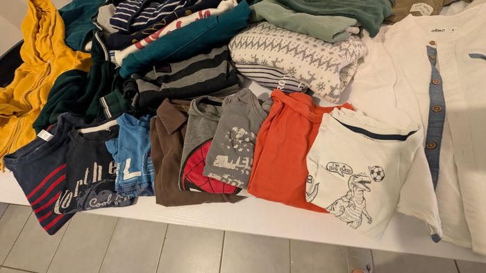 Lot de vêtements garçons 4 ans - photo numéro 4