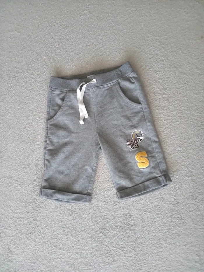 Short 36 mois