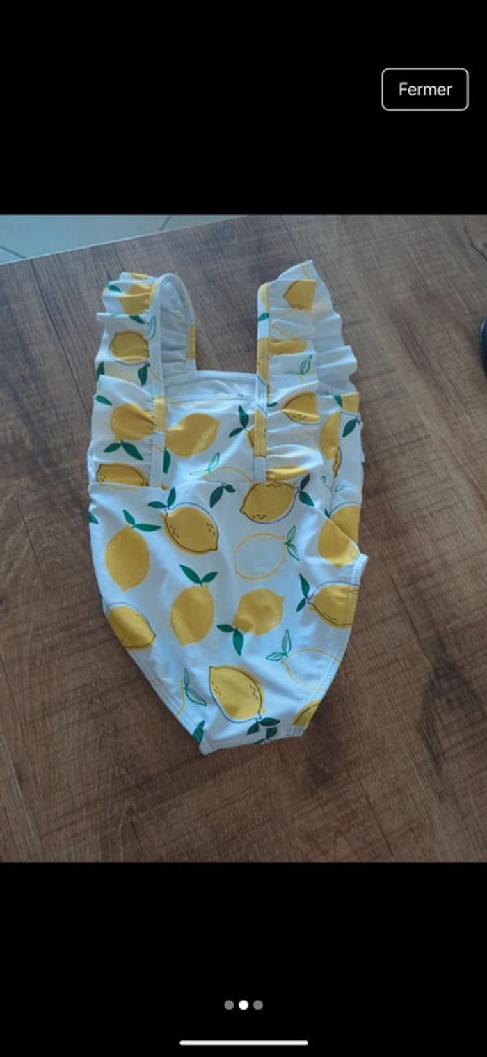 Maillot de bain fille 12/18 mois - photo numéro 2