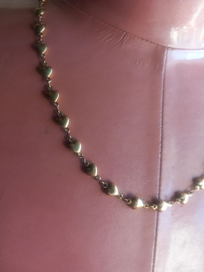 Collier avec cœurs en métal doré - photo numéro 2