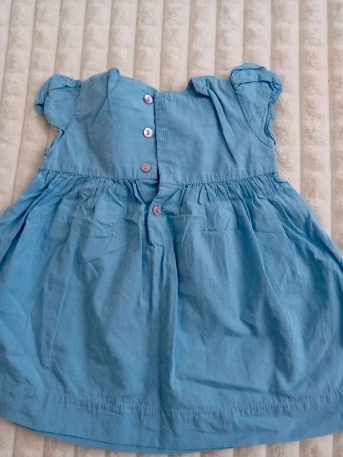 Robe 9mois 🐣🩵 - photo numéro 4