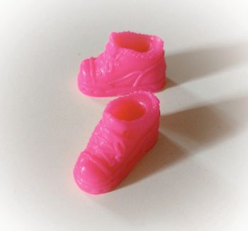 Chaussure basket rose pink barbie mattel poupée doll mannequin