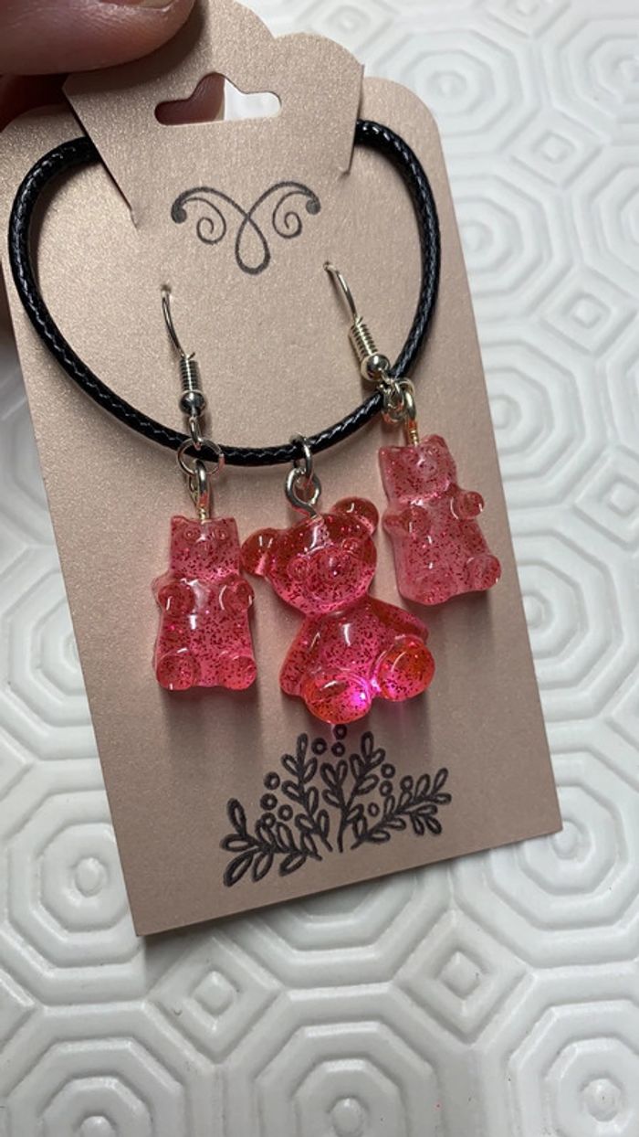 Parure collier et boucles d’oreilles ourson 🐻