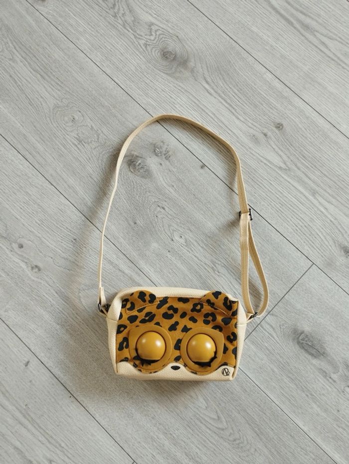Sac à main interactif - photo numéro 2