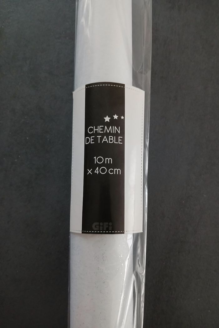 Chemin de table GIFI - photo numéro 2