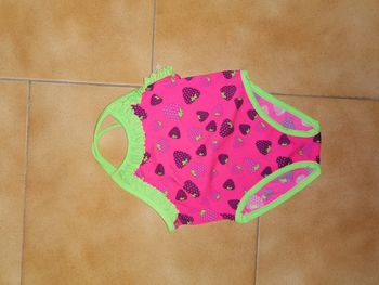 Maillot de bain fraise 6mois