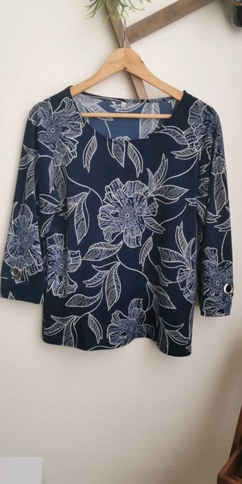 Haut fluide à fleurs