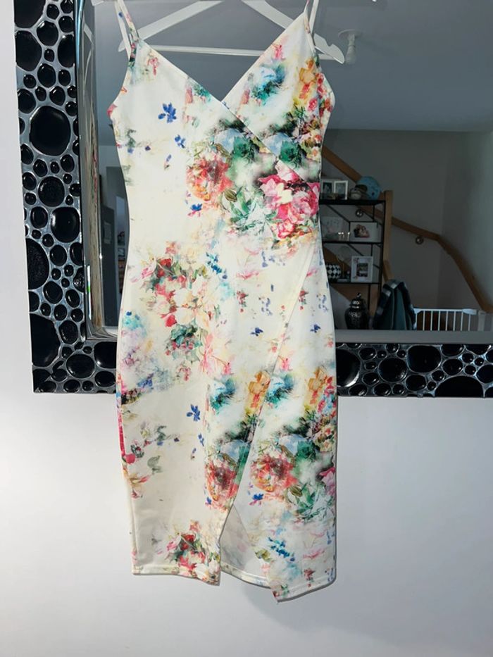 Robe cintrée 38🌸 - photo numéro 4