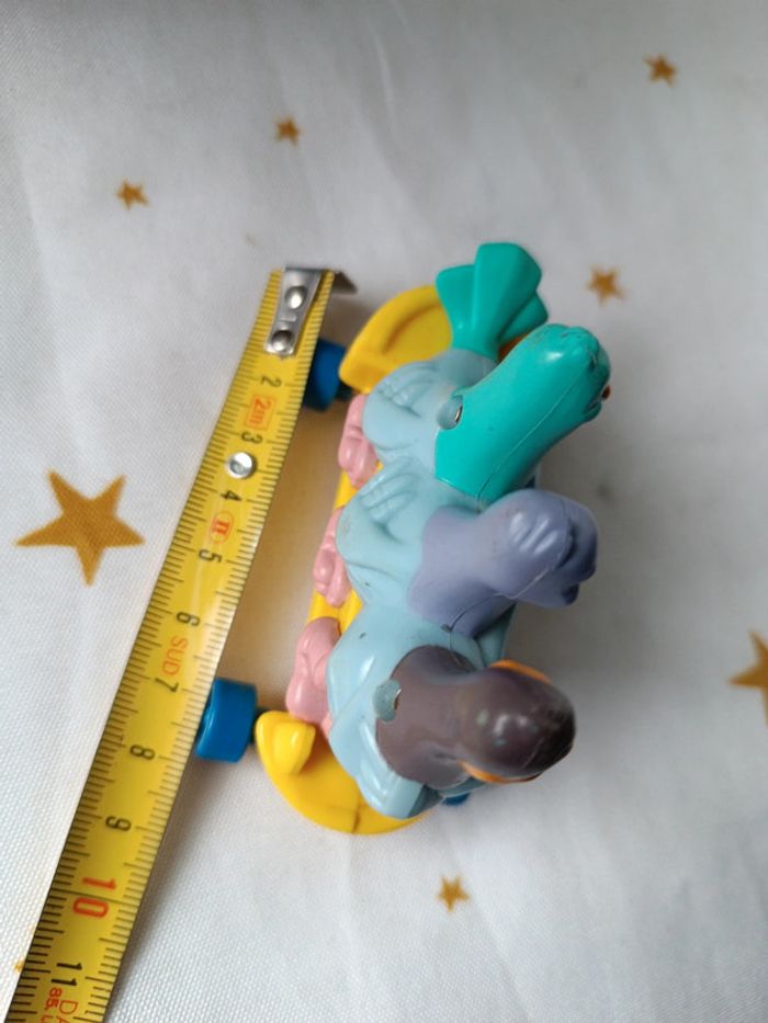 Figurine oiseau bird pigeon skate jaune yellow Warner Bros 1993 animaniacs glace icecream chariot - photo numéro 9