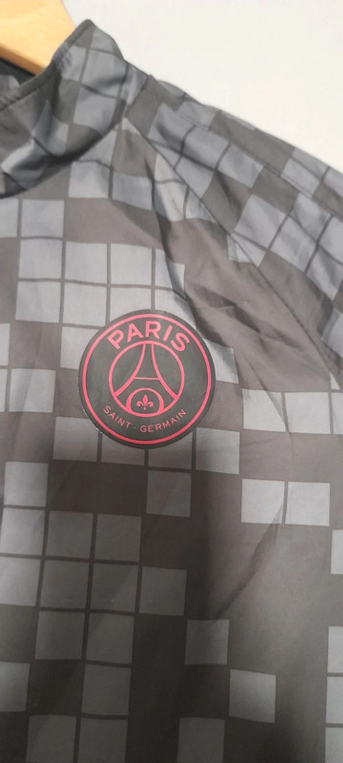 Veste K-way Nike PSG - photo numéro 4