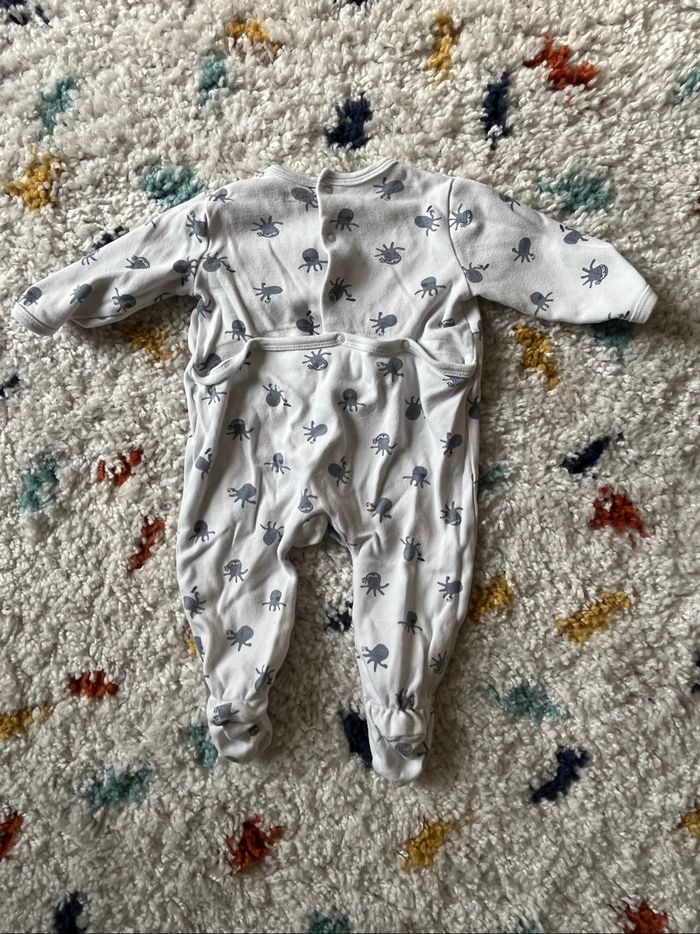 Lot de 5 pyjamas légers en taille 6 mois - photo numéro 5