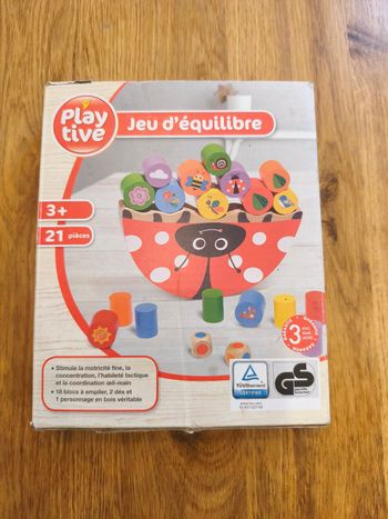 Jeu d'équilibre en bois