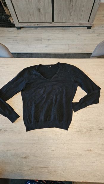 Pull noir, col V, manches longues, Woman Basic, taille L