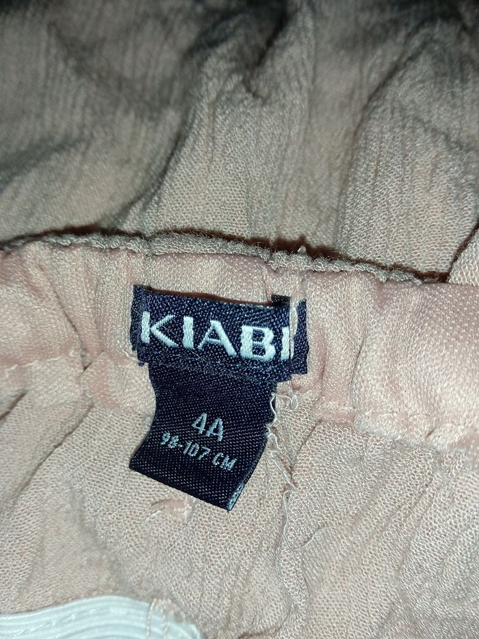 Robe Kiabi taille 4 ans - photo numéro 2
