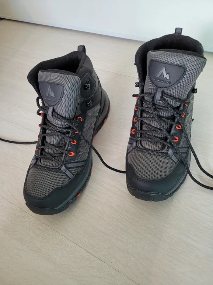 Chaussure de marche