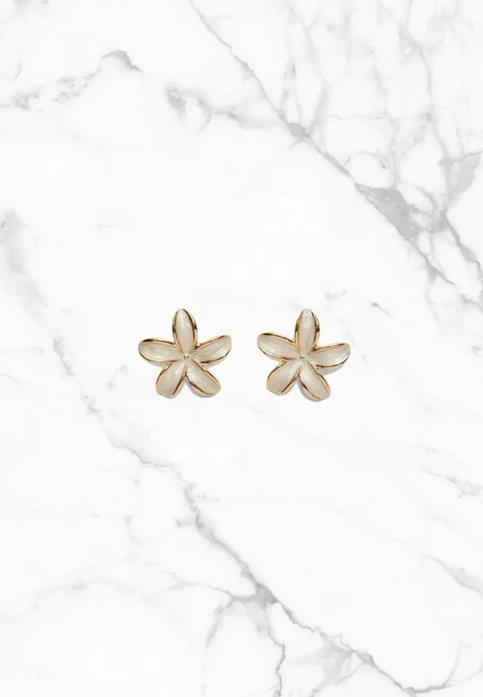 Boucles d’oreilles fleur dorées et nacrées crème - photo numéro 4