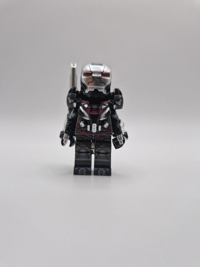 Figurine type lego War machine Marvel - photo numéro 3