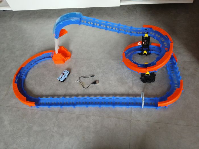 Circuit avec voiture