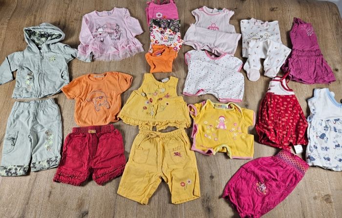 Lot 19 pièces vêtements bébé fille 6 mois printemps été mi saison