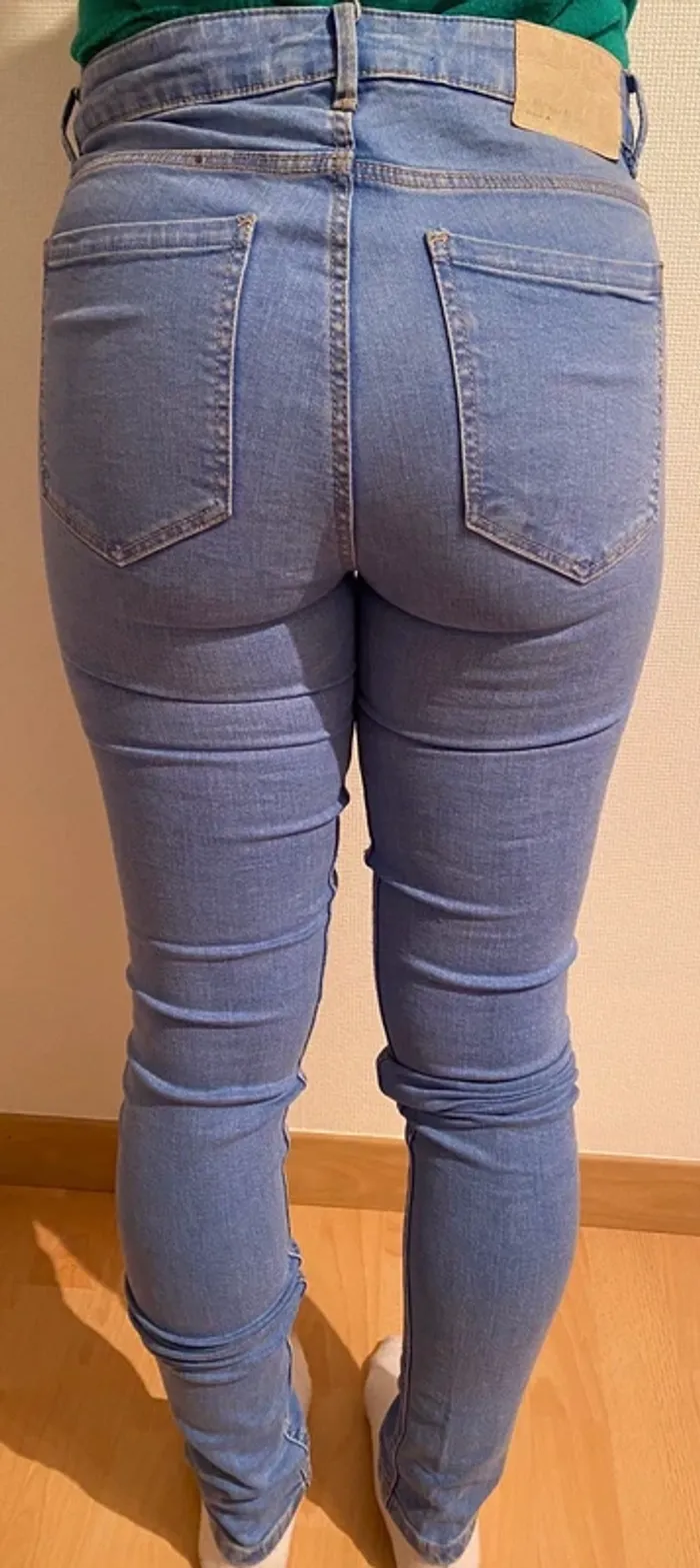 Jean Zara taille 36 - photo numéro 2
