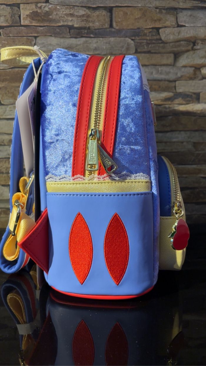 Sac à dos Loungefly Blanche neige Disney - photo numéro 4
