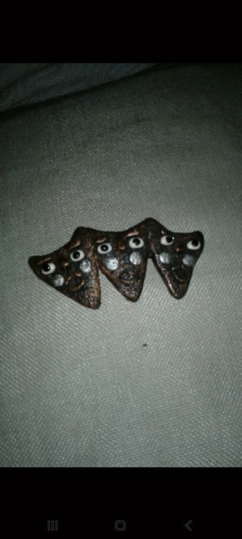 Neuf jamais utilisé Barrette masques théâtre