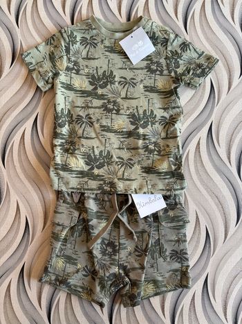 Ensemble short / tee-shirt - Taille 18 mois