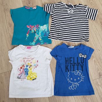Lot 4 tee-shirts 4 ans