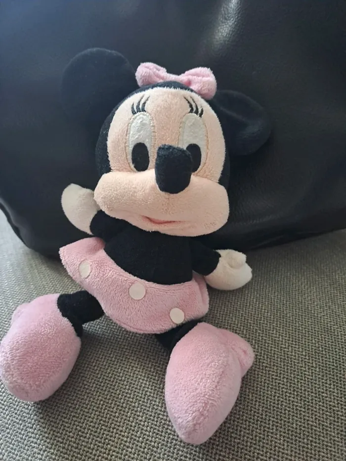 Petite peluche Minnie - photo numéro 2