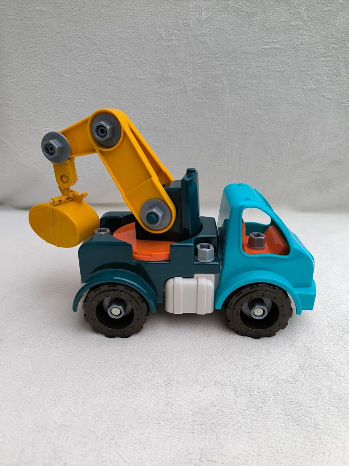 Camion-grue à construire - photo numéro 4