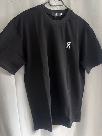 T-shirt on cloud over size noir taille M