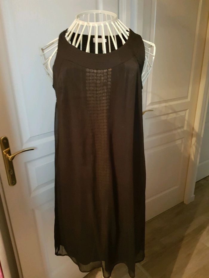 Robe noire taille 40