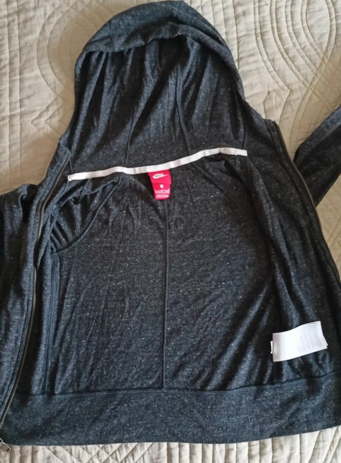 Gilet fin à capuche gris moucheté Nike 8/10 ans - photo numéro 4
