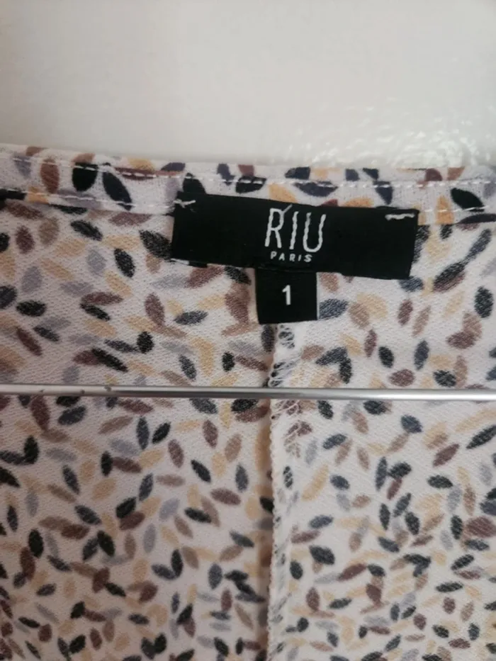 Haut cache-coeur coloré Riu Paris taille 1 - photo numéro 3