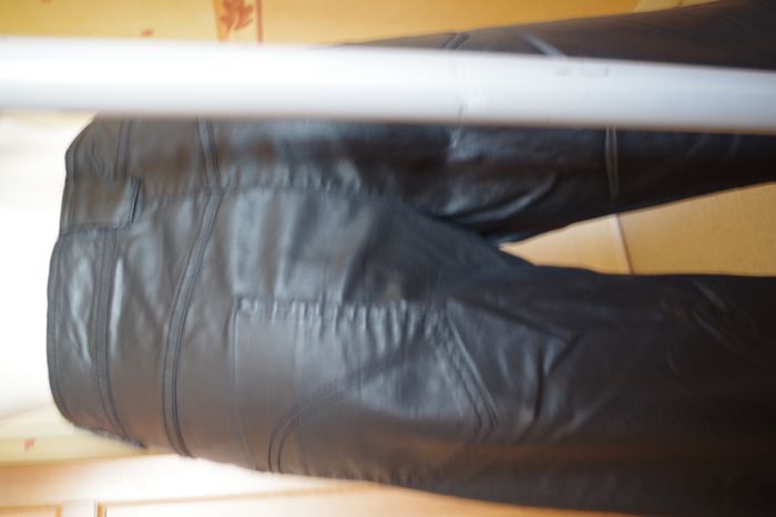 Js By Simorra - Pantalon, simili-cuir coupe slim noir T. 40 (FR) - photo numéro 5