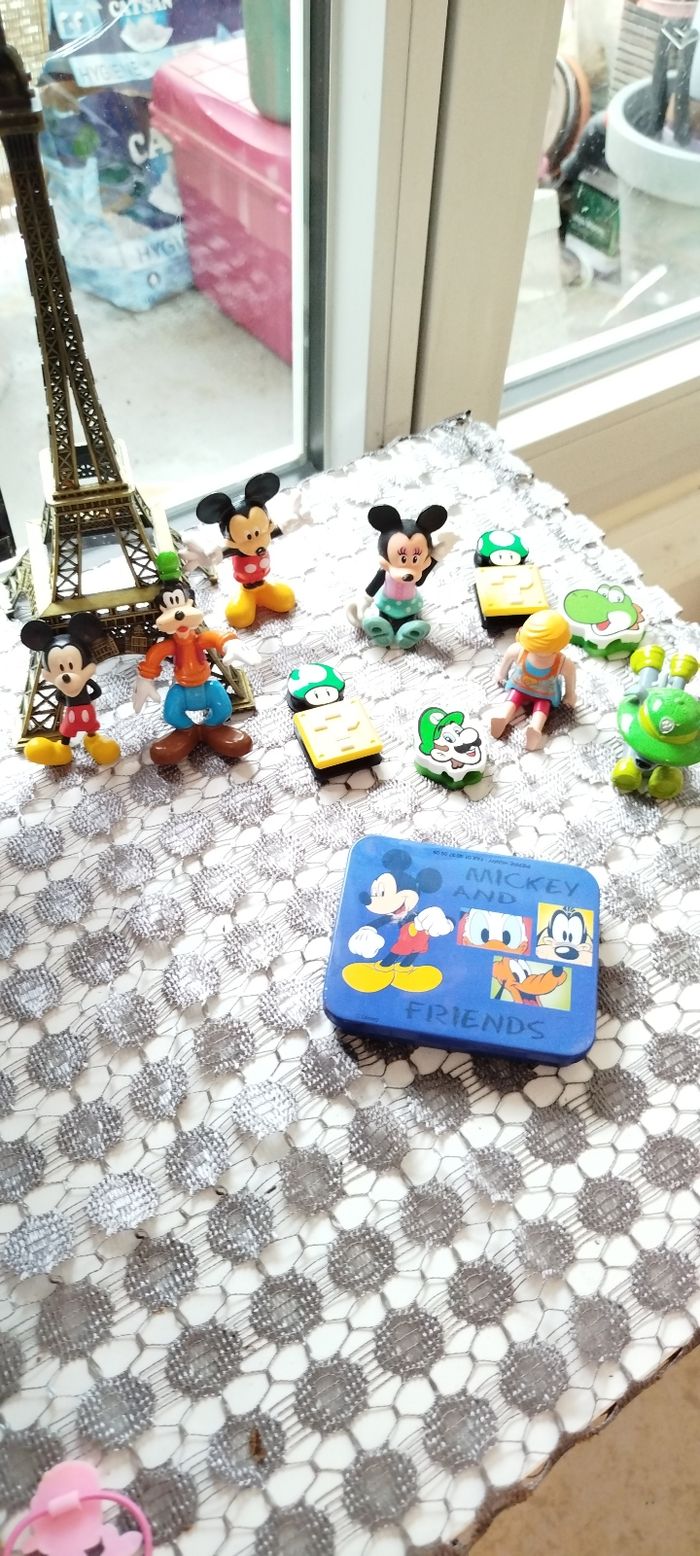 Lot petite figurine Disney et autres Mario ect...🏀 - photo numéro 2
